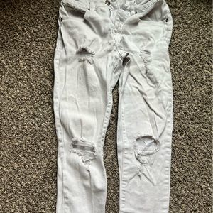 Very clean skinny jeans